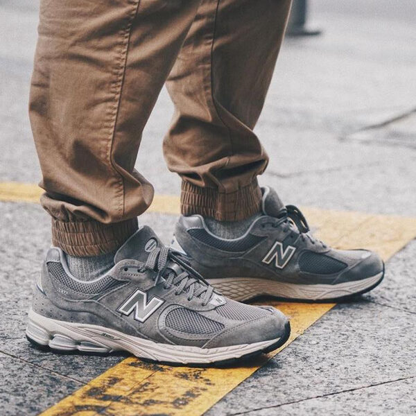 NB (New Balance) 2002R Grey - On Feet